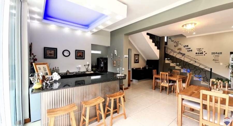 10 Bedroom Property for Sale in Dorchester Heights Eastern Cape